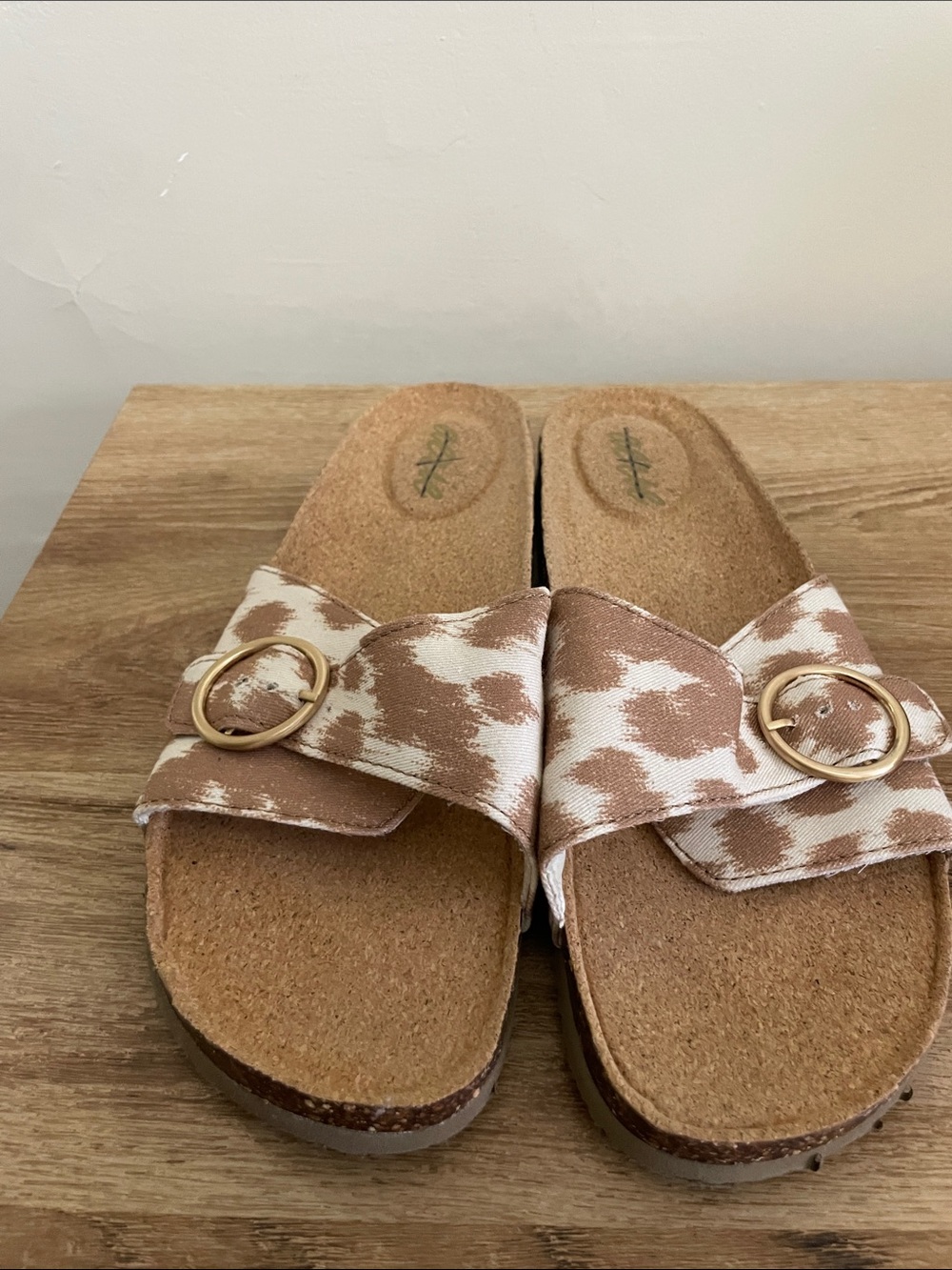 aerie Tan and White Animal-Print Slide Sandals with Gold Buckle